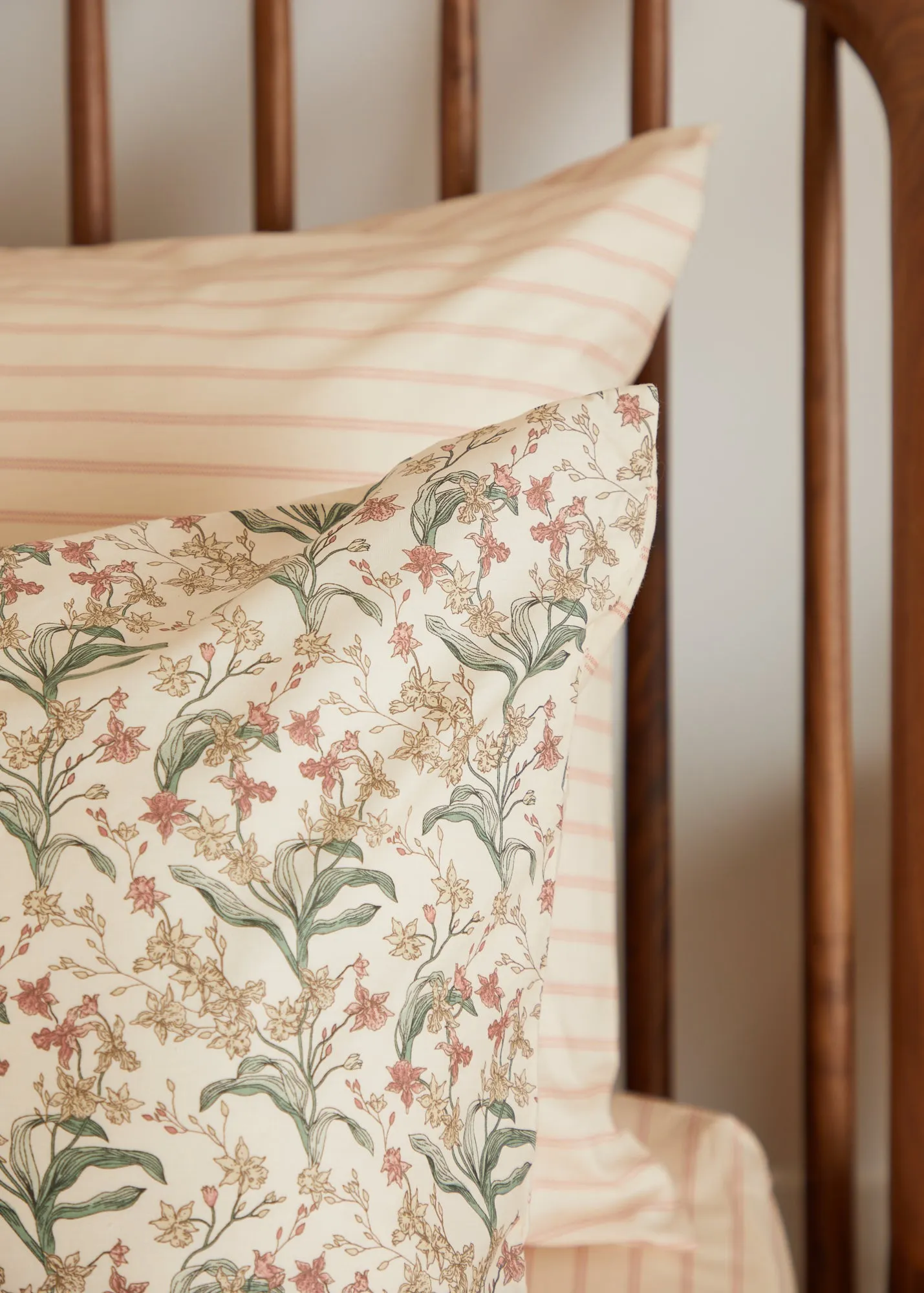 Foxford Romantic Blossom  Pillowcase Set