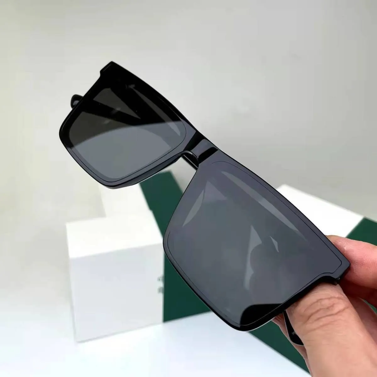 LightAdapt™️ UV Protected Sunglasses