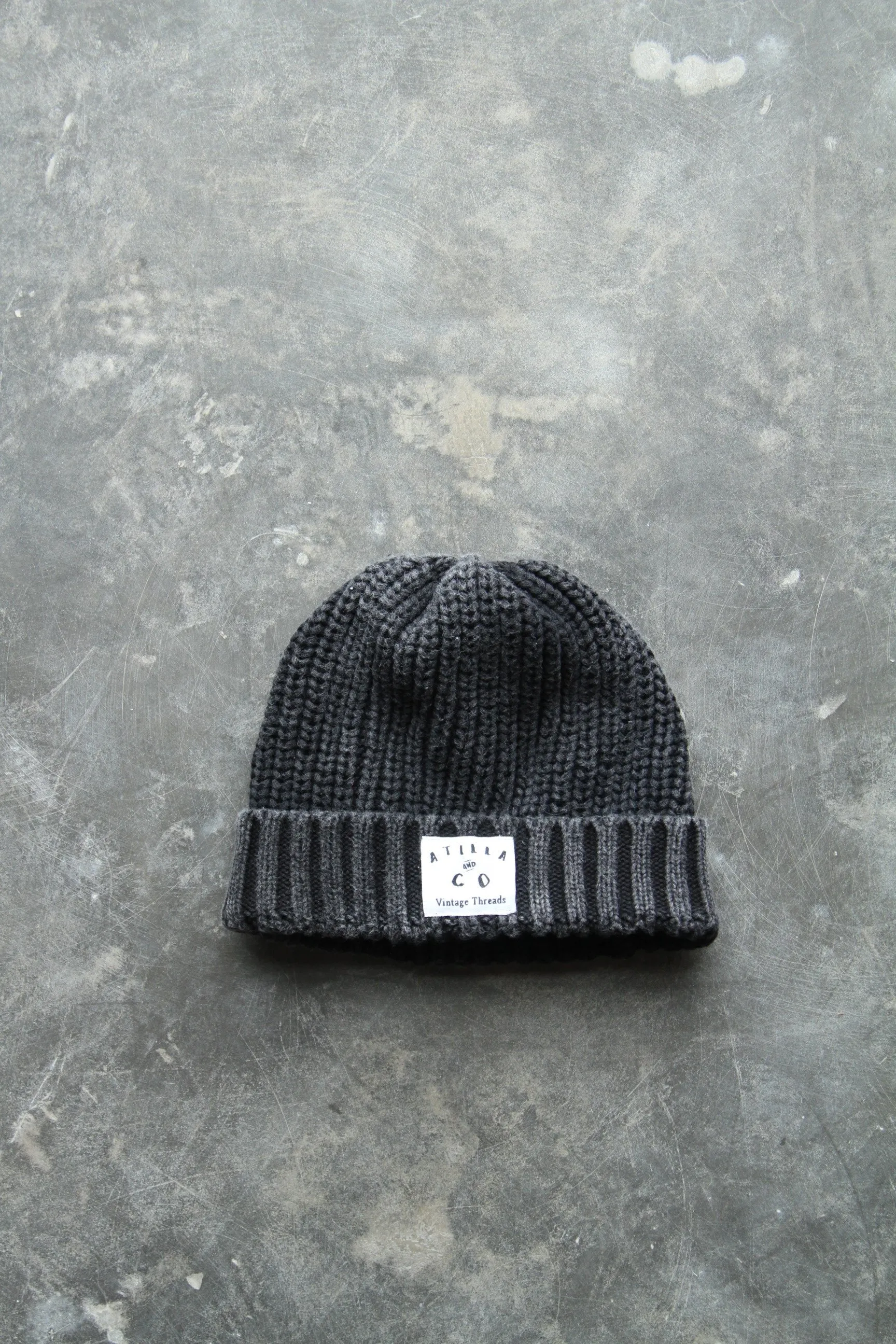 VINTAGE KNIT BEANIE