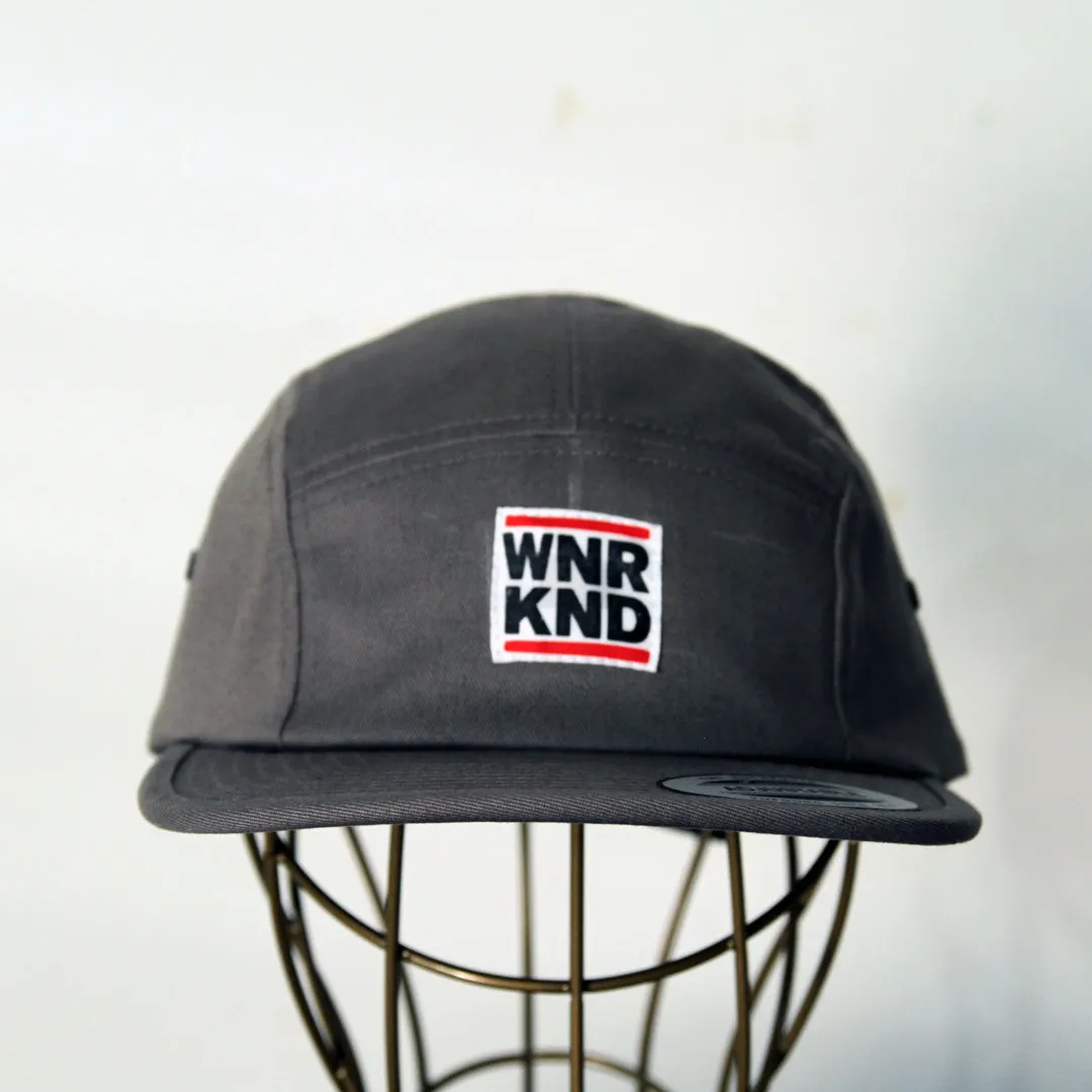 WNRKND 5-Panel-Flexfit-Cap // 6 Farben